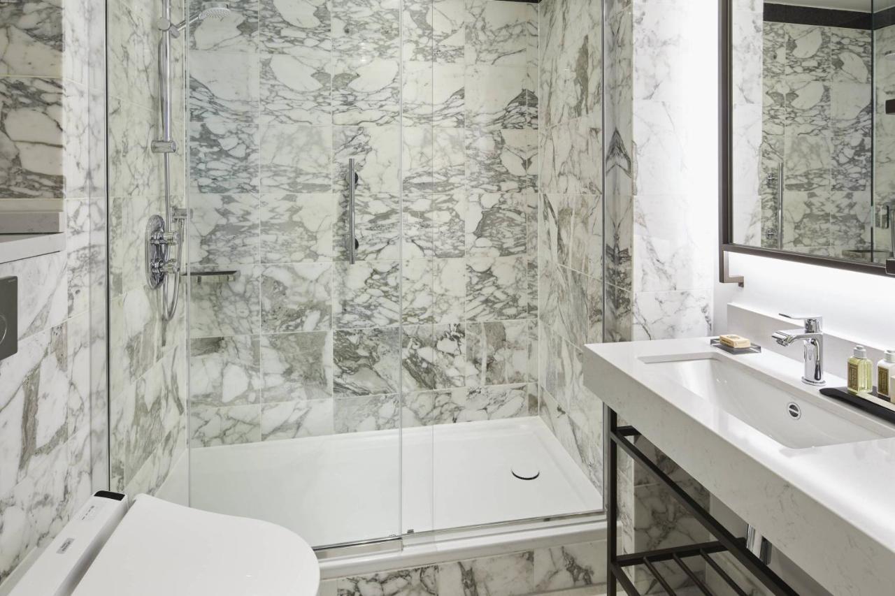 Suite 1 Chambre avec Accès au Salon Exécutif