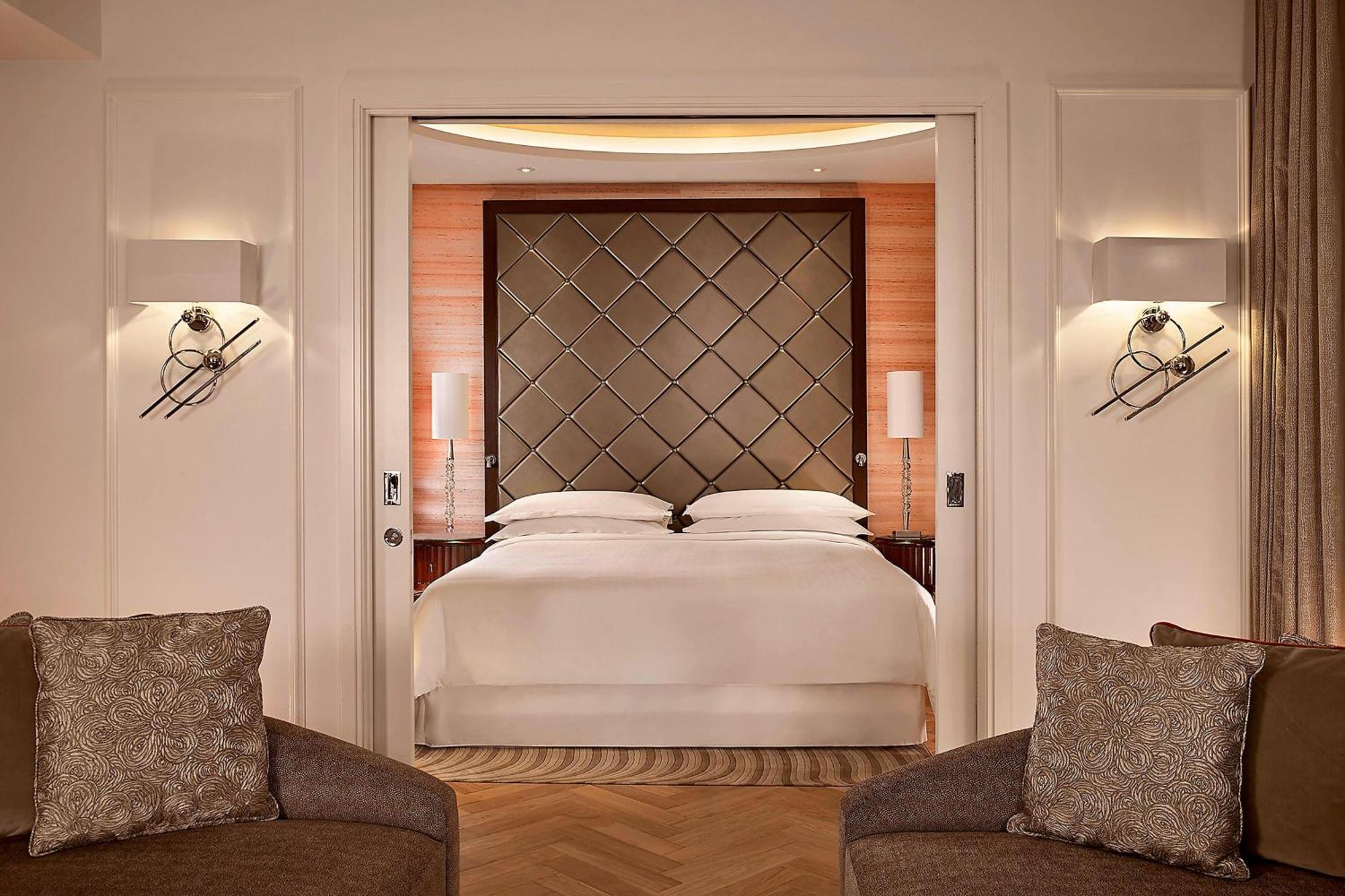 Grande Suite 1 Chambre Lit King-Size - Accès au Salon Club
