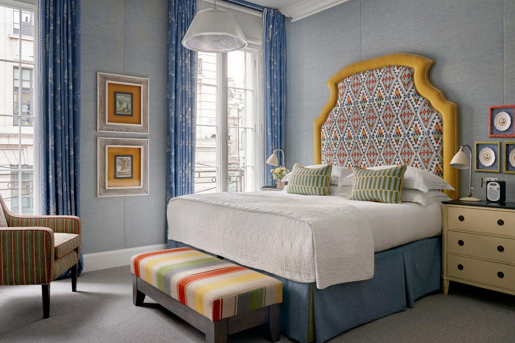 Deluxe Room,1543169761:JPEG