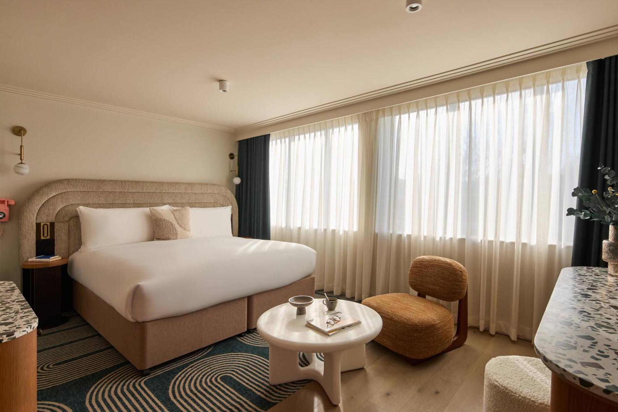 Premium King Room Daybed,1746814472:JPEG