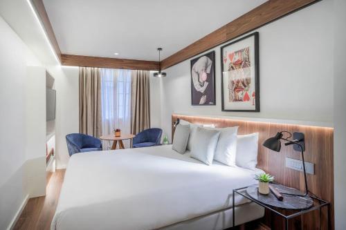 Deluxe Double Room,1774423893:JPEG