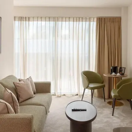 Leonardo Hotel London Aldgate - Formerly Hotel Saint-3